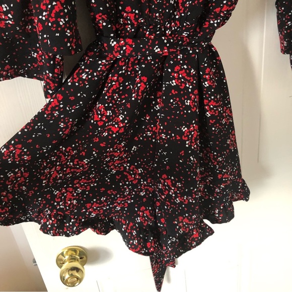 Dynamite Mock-neck tie-waist romper - Picture 8 of 13